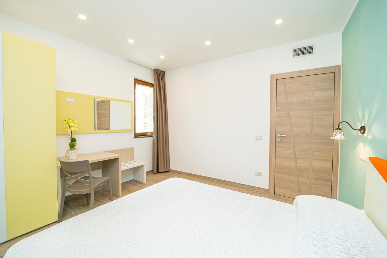 Tra Sole E Limoni Apartments 트라몬티 외부 사진