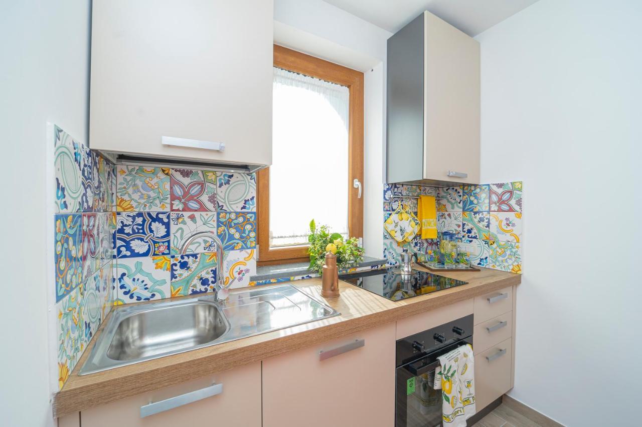 Tra Sole E Limoni Apartments 트라몬티 외부 사진