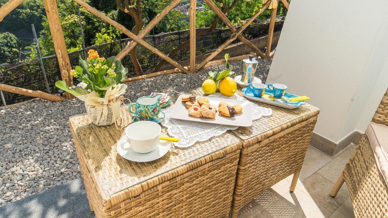 Tra Sole E Limoni Apartments 트라몬티 외부 사진